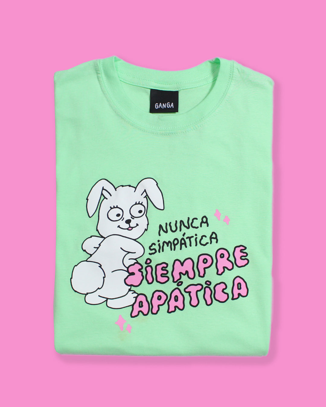 Nunca simpática Siempre apática